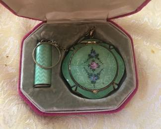 VINTAGE LIP AND POWDER COMPACT