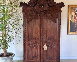 Heavily Carved Media /Entertainment Cabinet…Newer Fine Furniture piece