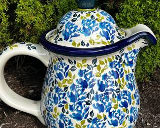 4 foot outdoor teapot
