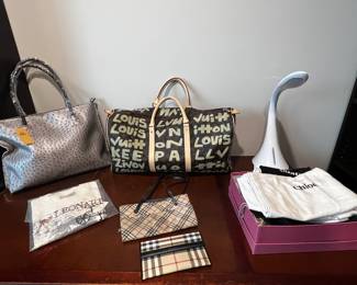 Nice bags…repro LV 