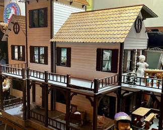 Open back all rooms furnished well