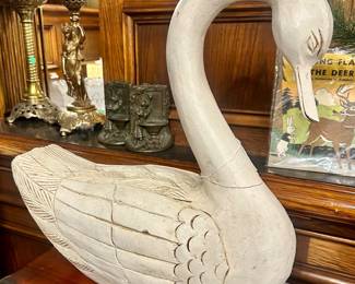 Lg Wood Swan