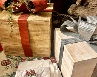 Props Packages Metal Bows