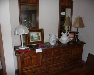 Dresser & Mirrors
