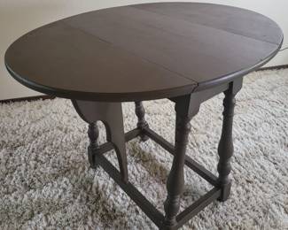 Oval Wood, Drop Leaf Accent Table