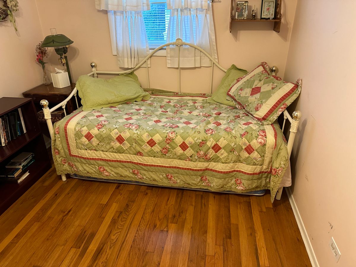 hoffman estates in Hoffman Estates, IL starts on 9/28/2023