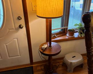 Table lamp, lamp table