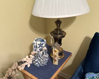 Pottery TV, trays, brass lamps