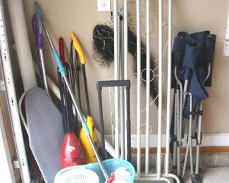 137 - Lot of Assorted Items
