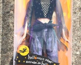 180 - Halloween Barbie in Box
