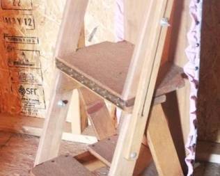 211 - Step Ladder/Ironing Board - 48" x 22"
