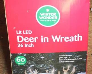 233 - LED Deer in Wreath in Box
