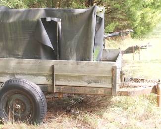 252 - Trailer w/ Contents - 95" x 48"
