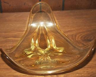 304 - Mid Century Glass Dish - 10" round
