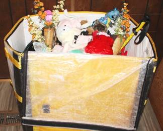 369 - Storage Bag w/ Assorted Contents
