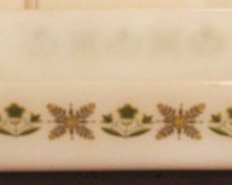 386 - Vintage Pyrex Dish - 12" x 16"
