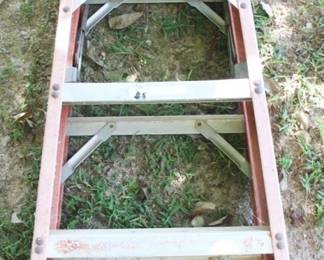 456 - Folding Step Ladder - 46" tall
