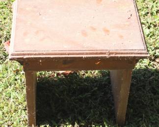 465 - Wood Stool - 9.5" x 12" x 10"
