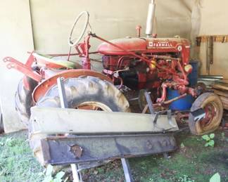 496 - McCormick Farmall Tractor 'Super A' (As is) Untested
