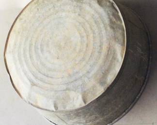 501 - Metal Wash Tub (Hanging Up)
