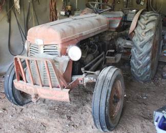 509 - Massey-Ferguson Model 35 Tractor (As is/Untested)
