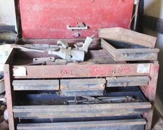 522 - Metal Toolbox w/ Contents
