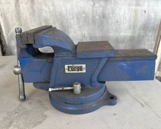 Bench Vise
