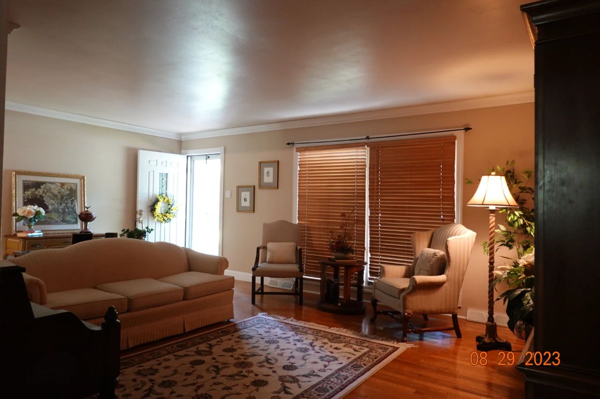 Estate Sale in Creve Coeur, MO starts on 9/30/2023