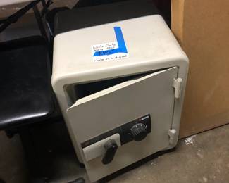 safe with combination