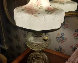 Tons of great lamps.