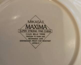 Cajos Belle Terre Mikasa Maxima