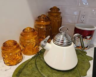 Kings crown canister