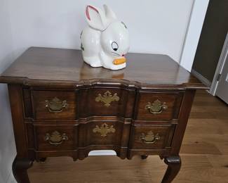 Ethan allen side table