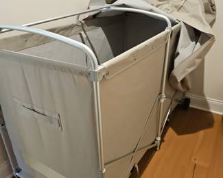 Front Gate Folding self storage like new