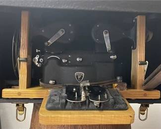 Lot 17  
Franklin President Dual Editor Splicer in Case