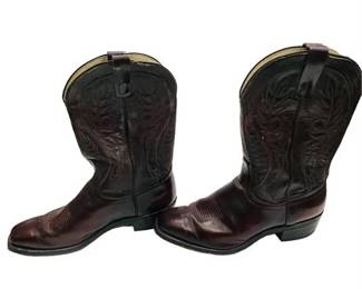 Lot 216  
Square Toe Laredo Cowboy Boots