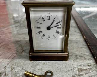 Carriage Clock w/Key
