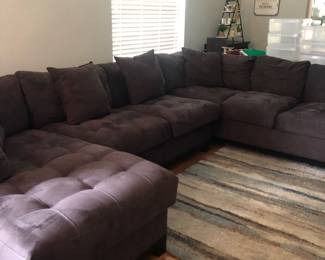 Brown  sectional $400
Call Gary at 2564865198 for presale availability 