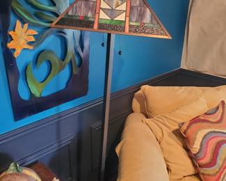 DALE stained glass lamp