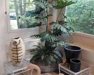 Eschbach German black glazed flower pot, Artificial Plant With Planters And Small Stands