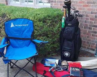 Mens RightHanded Golf Clubs with Bag and Folding Chairs 