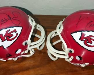 Kansas City Chiefs Signed Mini-Helmets Qty 2, Includes #81 Kevin Lockett