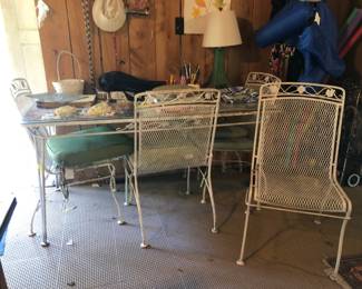 Patio Table w/ 4 Chairs