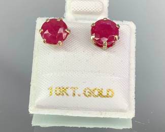 10K Gold Natural Ruby Earrings