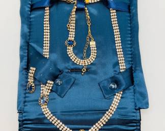 Stauer Rhinestone and Topaz Set