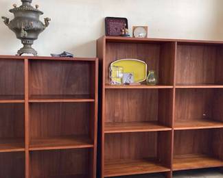 Solid wood shelving, can be stacked 125 ea