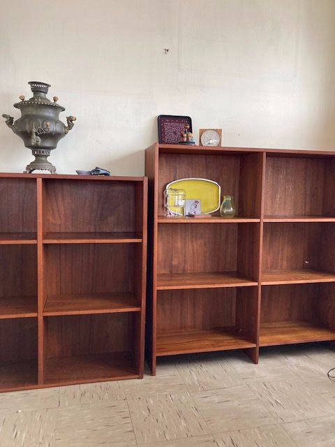 Solid wood shelving, can be stacked 125 ea