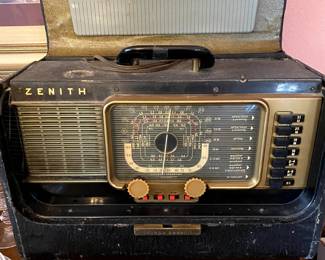 Vintage Short Wave Radio
