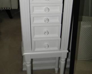 Jewelry Chest $30