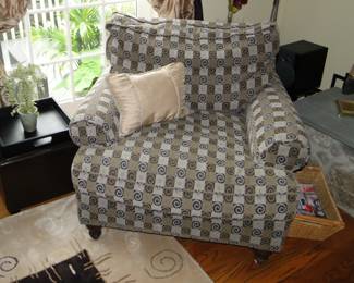 Rowe Furniture Side Chair $200 each there are two of these 40x40 approximately